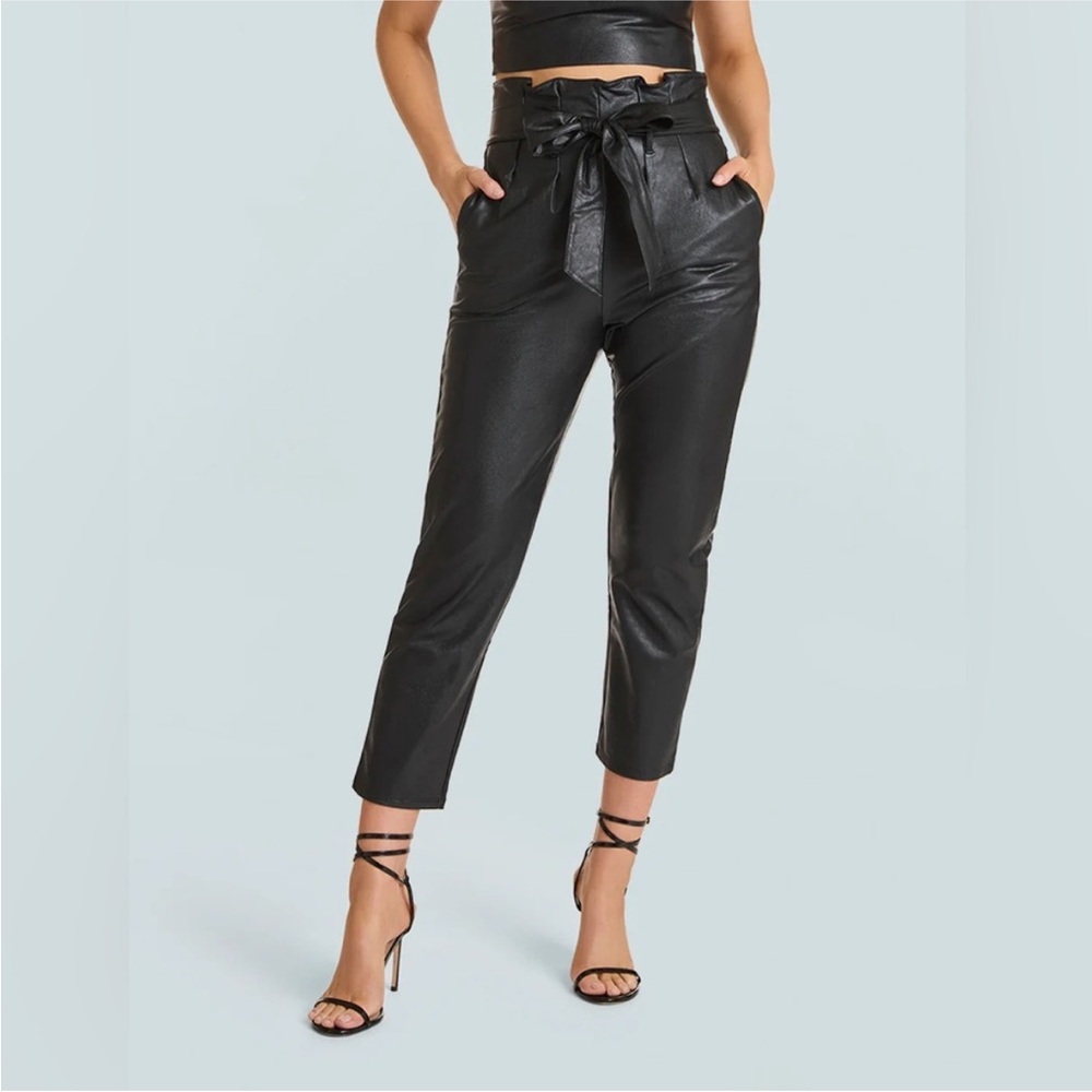 Commando Paperbag Waist Faux Leather
Crop Pants